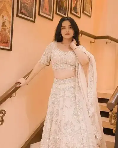 Escort Banka